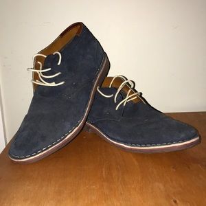 KENNETH COLE REACTION Blue suede chukka. Size 11